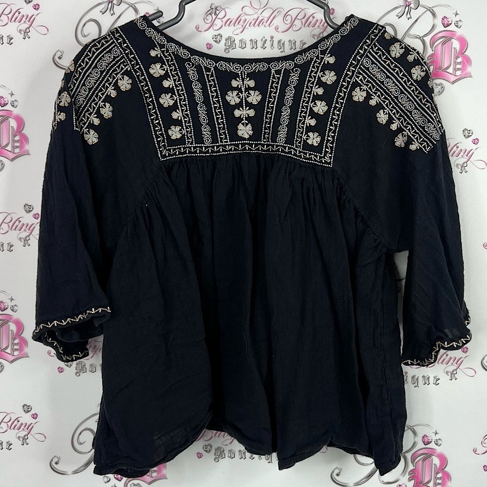 MNG suit top ruffle boho embroidered embroidery Chic Black flowy Blouse